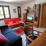 Espectacular Casa Con Piscina En Holiday home Allariz