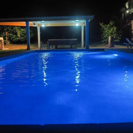 Σπίτι διακοπών Espectacular Casa Con Piscina En *